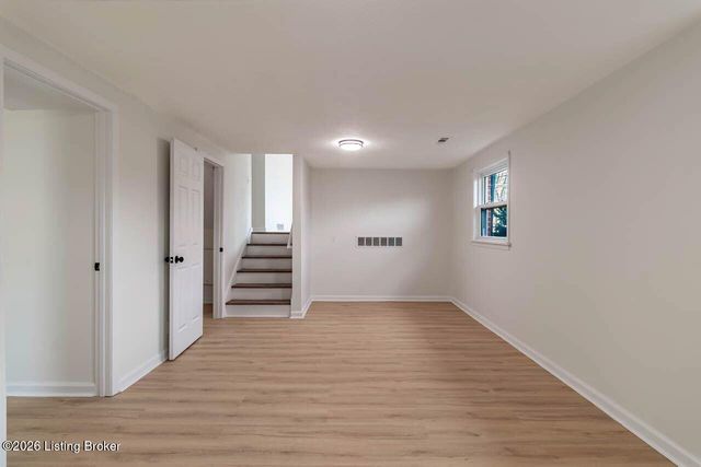 8607 Moody Rd, Louisville, KY 40219