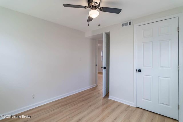 8607 Moody Rd, Louisville, KY 40219