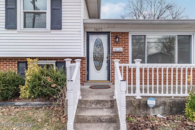 8607 Moody Rd, Louisville, KY 40219