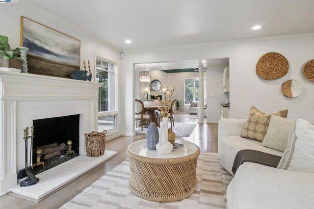 245 Lakewood Road, Walnut Creek, CA 94598