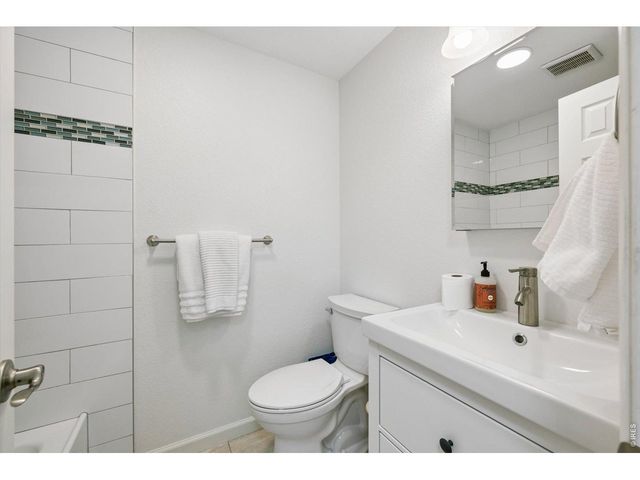 342 Main St B, Erie, CO 80516