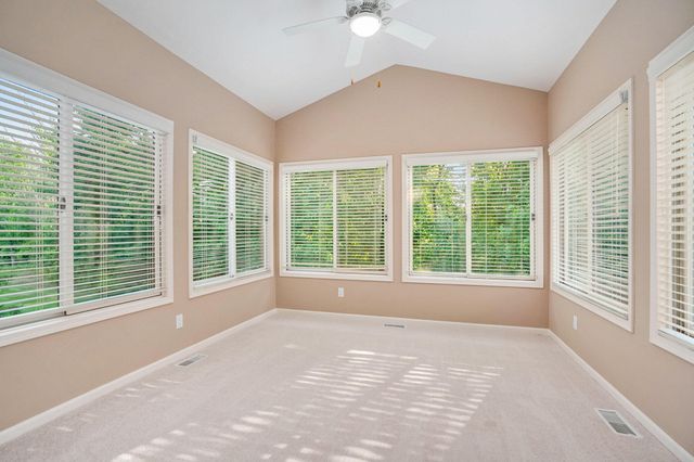 1092 Kensington Street NW, Grand Rapids, MI 49534