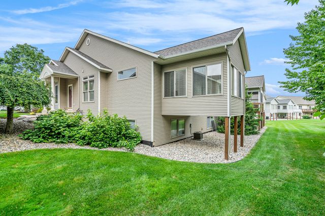 1092 Kensington Street NW, Grand Rapids, MI 49534