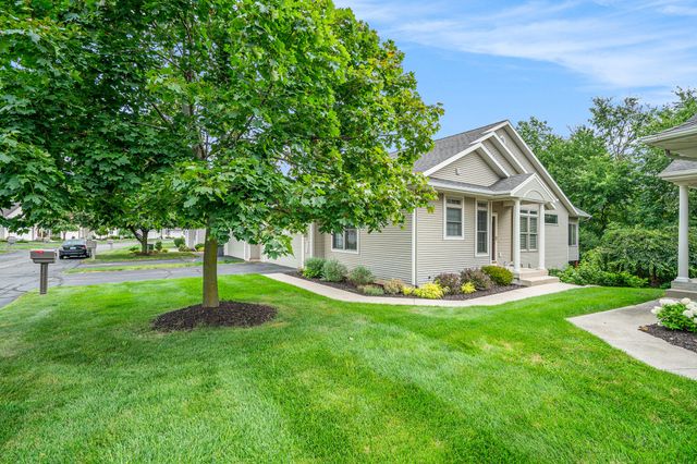 1092 Kensington Street NW, Grand Rapids, MI 49534