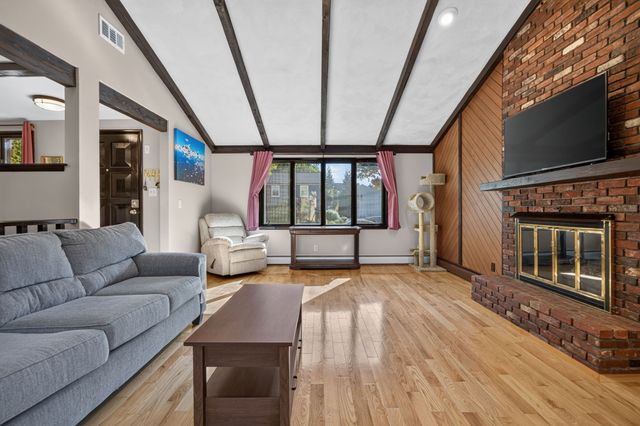 23 Birch Rd, Waltham, MA 02451