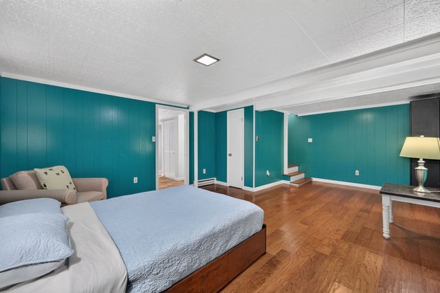23 Birch Rd, Waltham, MA 02451