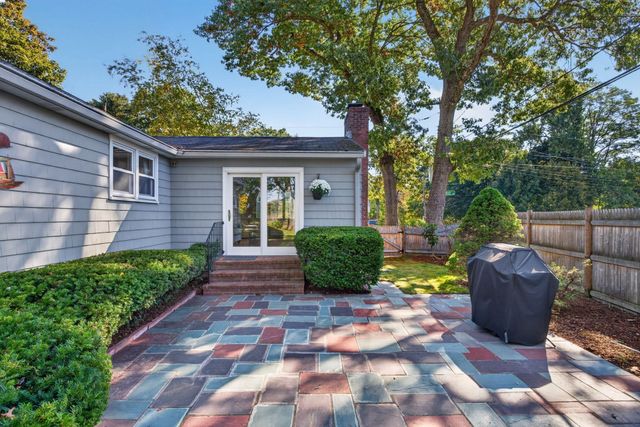 23 Birch Rd, Waltham, MA 02451