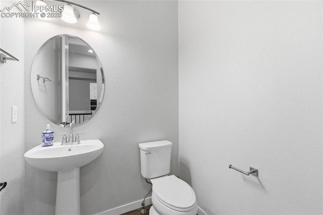 1878 Walnut Creek Court, Colorado Springs, CO 80921