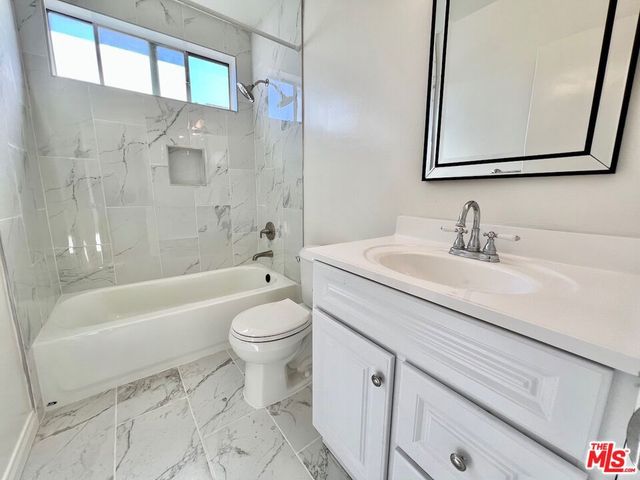 1426 S Orange Grove Avenue 6, Los Angeles, CA 90019