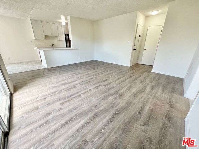 1426 S Orange Grove Avenue 6, Los Angeles, CA 90019