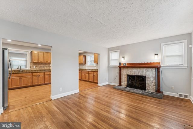 3409 SOUTHERN AVE, Suitland, MD 20746