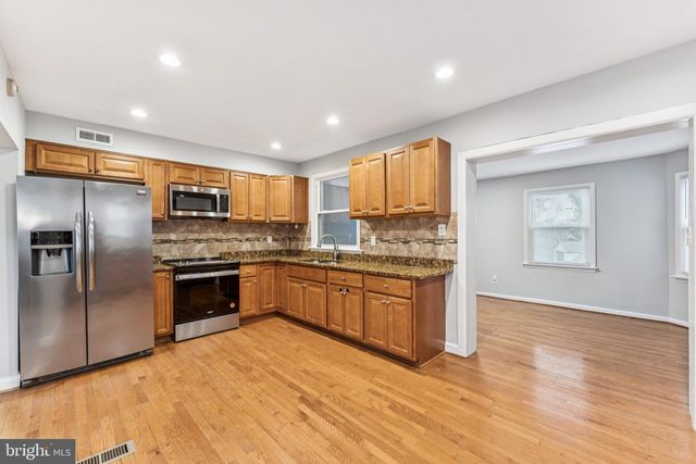 3409 SOUTHERN AVE, Suitland, MD 20746