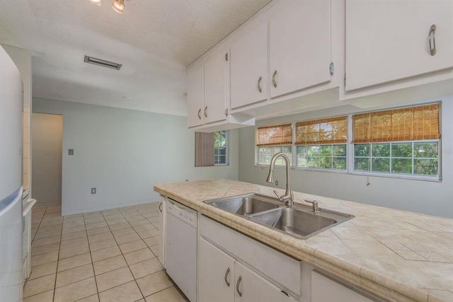 10137 OLEANDER DRIVE, Port Richey, FL 34668