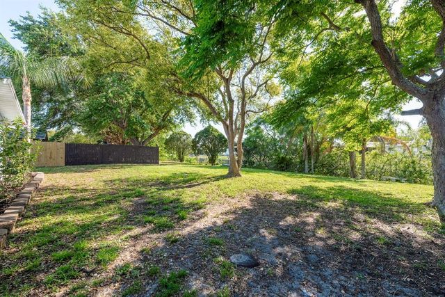 10137 OLEANDER DRIVE, Port Richey, FL 34668