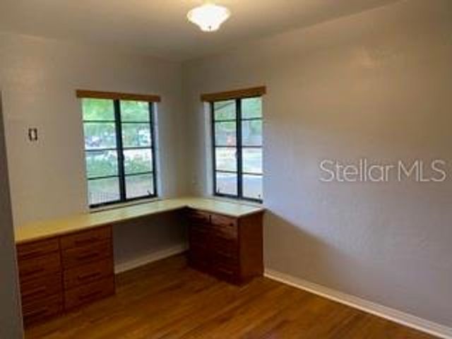 1155 53RD AVENUE N, St Petersburg, FL 33703