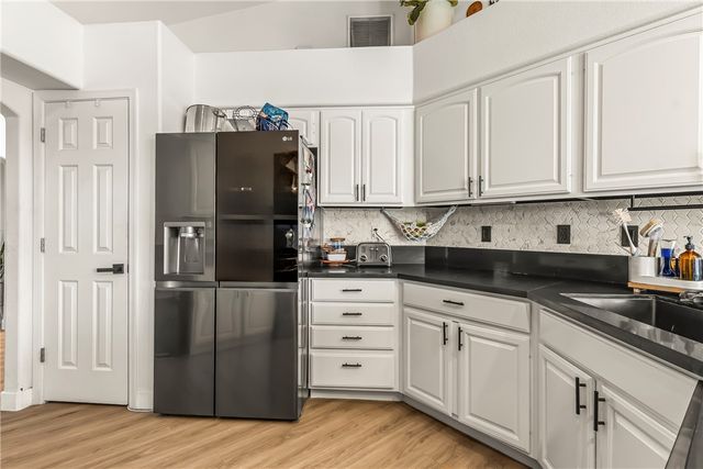 1894 E Emerald Lake Drive, Fort Mohave, AZ 86426