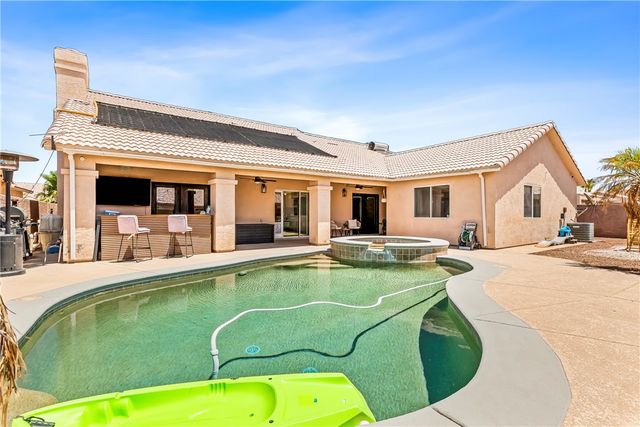 1894 E Emerald Lake Drive, Fort Mohave, AZ 86426