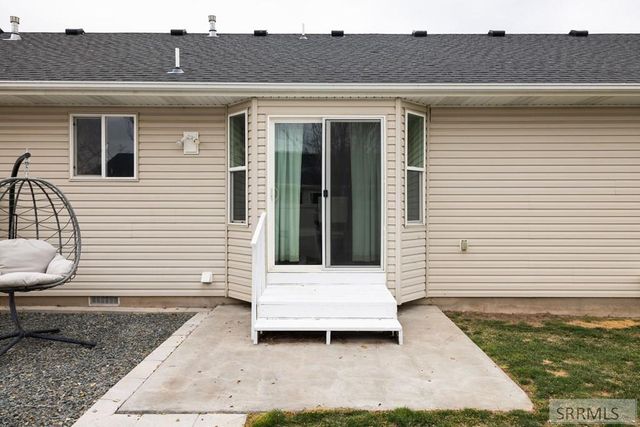 1170 S Jackson Drive, Ammon, ID 83406