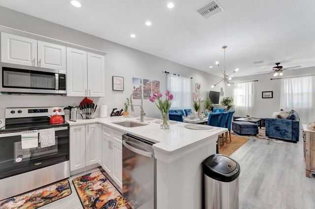 3402 E 10TH AVENUE, Tampa, FL 33605