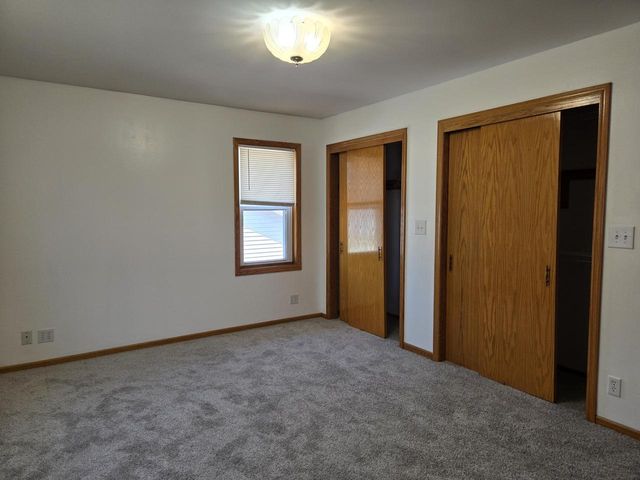 9325 W Darnel AVENUE, Milwaukee, WI 53224