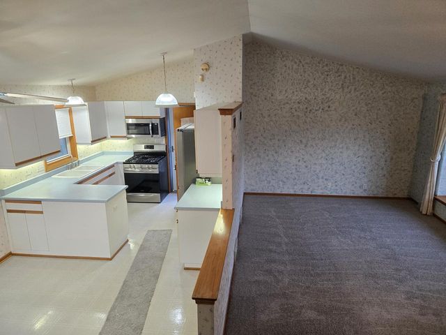 9325 W Darnel AVENUE, Milwaukee, WI 53224