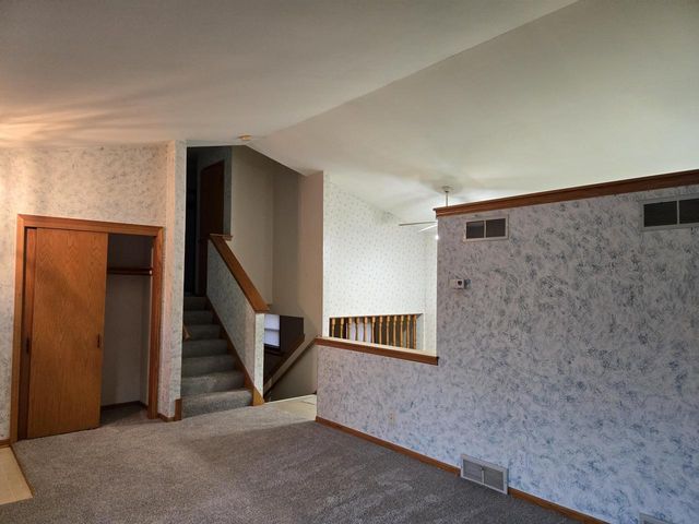 9325 W Darnel AVENUE, Milwaukee, WI 53224