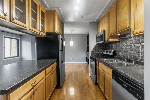 4110 Rahn Road 223, Eagan, MN 55122