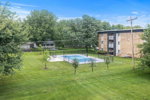 4110 Rahn Road 223, Eagan, MN 55122