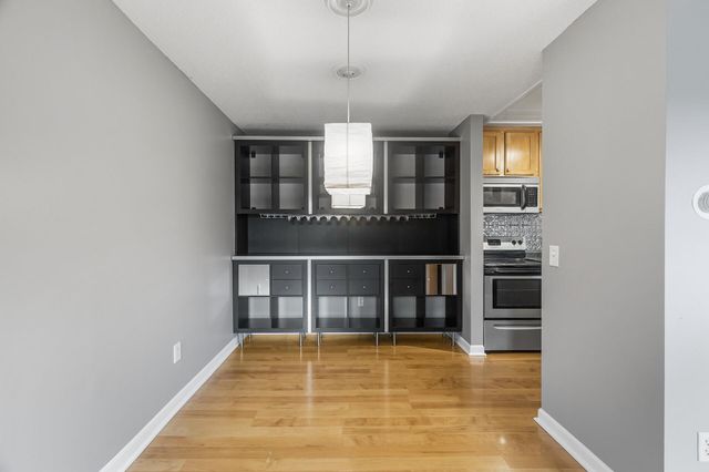 4110 Rahn Road 223, Eagan, MN 55122