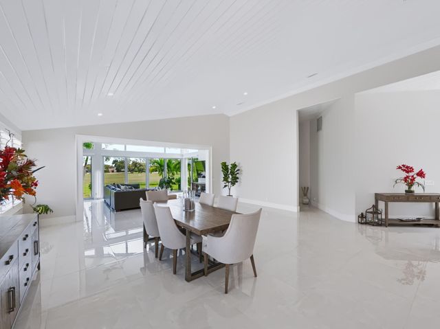 12920 Touchstone Place, Palm Beach Gardens, FL 33418