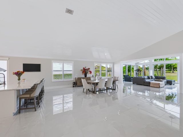 12920 Touchstone Place, Palm Beach Gardens, FL 33418