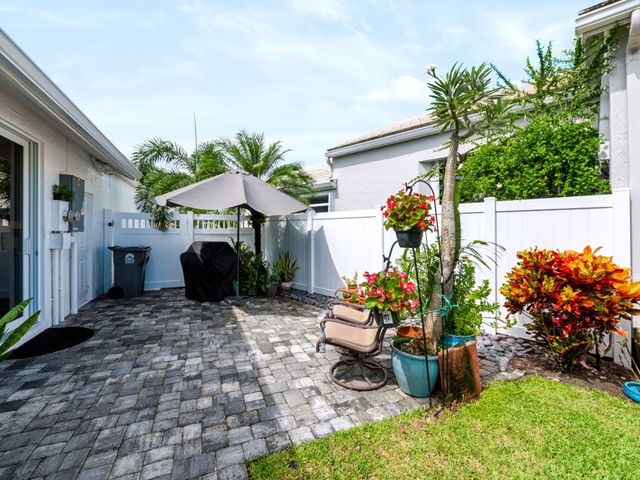 12920 Touchstone Place, Palm Beach Gardens, FL 33418