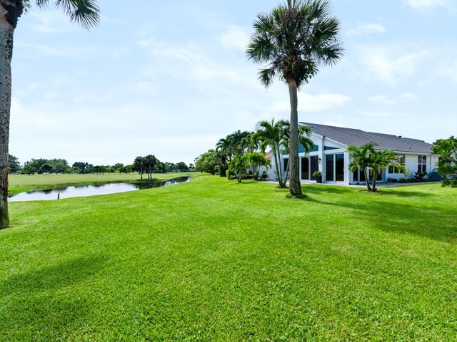 12920 Touchstone Place, Palm Beach Gardens, FL 33418