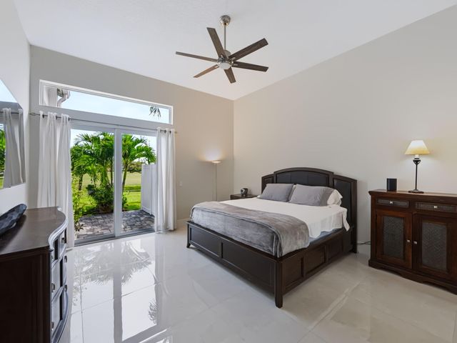 12920 Touchstone Place, Palm Beach Gardens, FL 33418