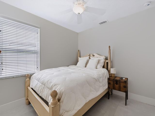12920 Touchstone Place, Palm Beach Gardens, FL 33418