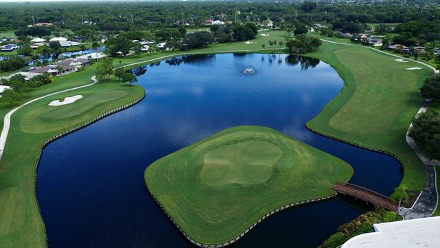 12920 Touchstone Place, Palm Beach Gardens, FL 33418