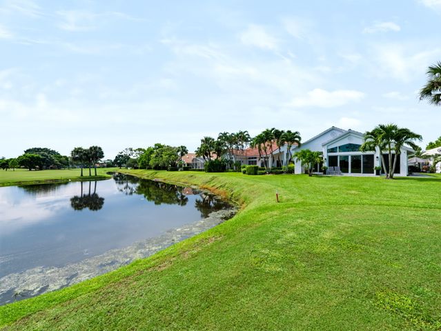 12920 Touchstone Place, Palm Beach Gardens, FL 33418