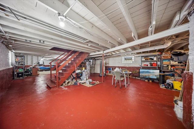 1637 S 10th Avenue, Maywood, IL 60153