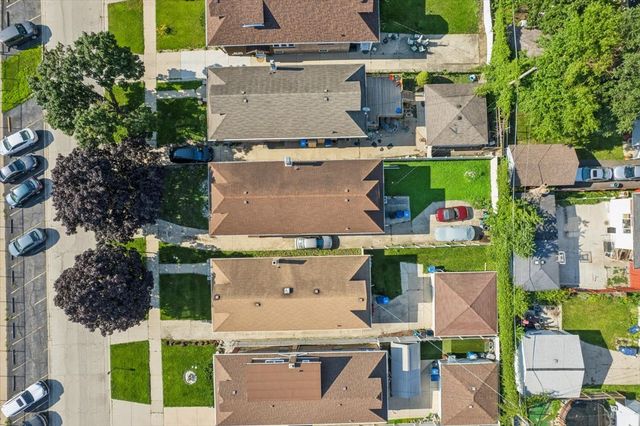 1637 S 10th Avenue, Maywood, IL 60153