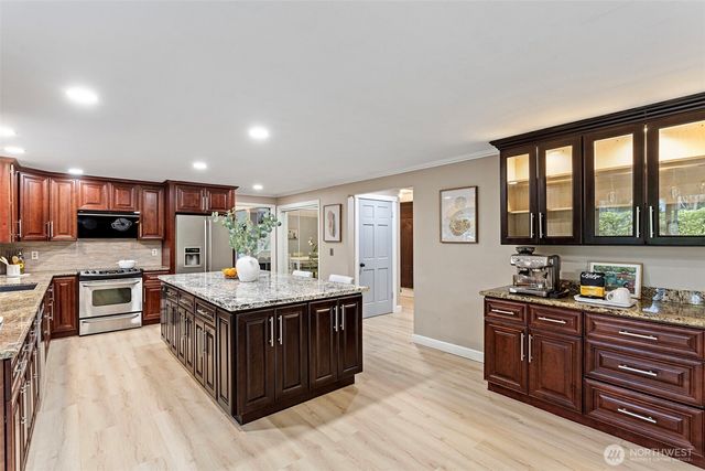 1127 141st Street SE, Mill Creek, WA 98012