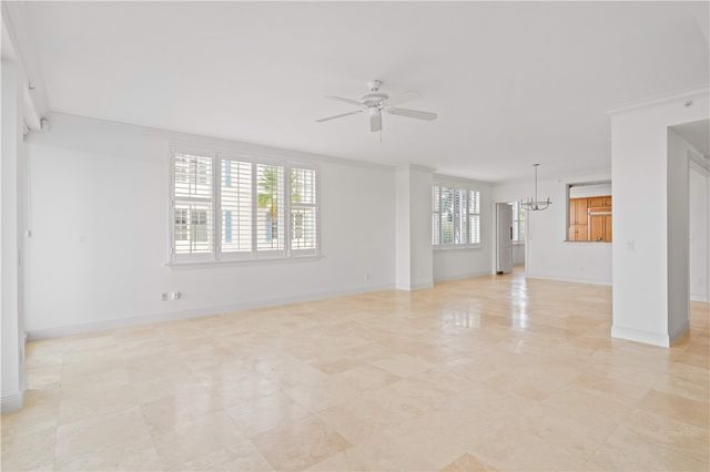 9025 Somerset Bay Lane 302, Vero Beach, FL 32963