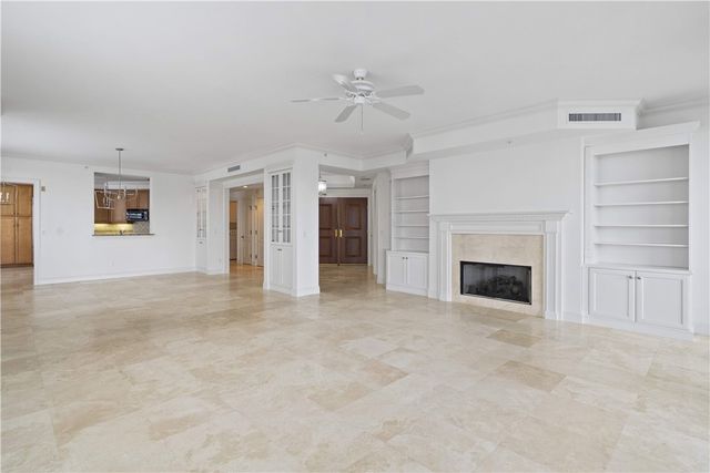 9025 Somerset Bay Lane 302, Vero Beach, FL 32963