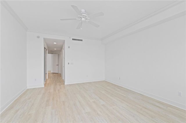 9025 Somerset Bay Lane 302, Vero Beach, FL 32963