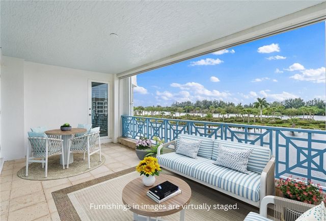 9025 Somerset Bay Lane 302, Vero Beach, FL 32963