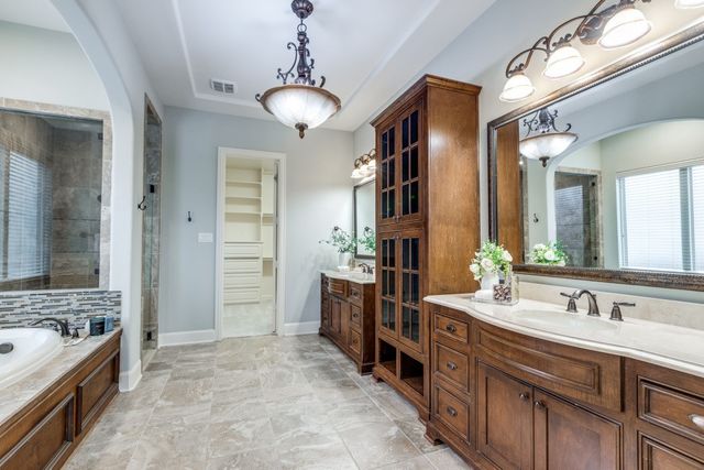 3889 Greenbrier Drive, Frisco, TX 75033