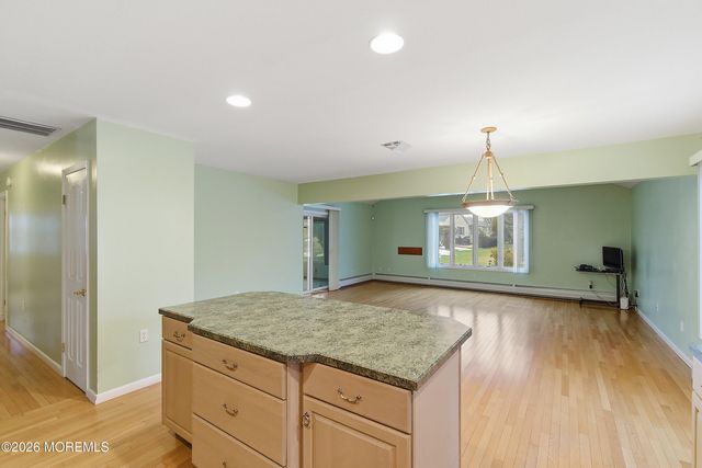 4 Ravenna Court, Toms River, NJ 08755