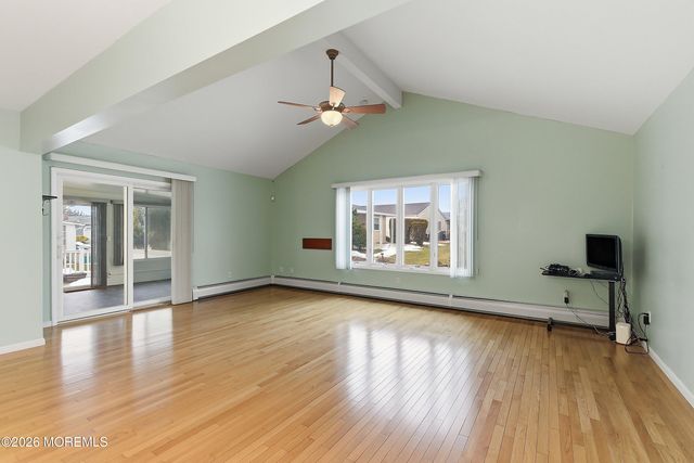 4 Ravenna Court, Toms River, NJ 08755