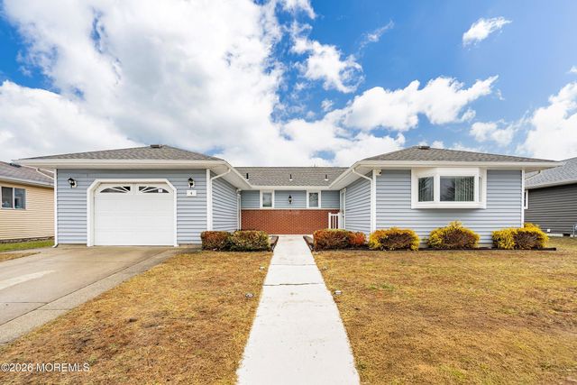 4 Ravenna Court, Toms River, NJ 08755