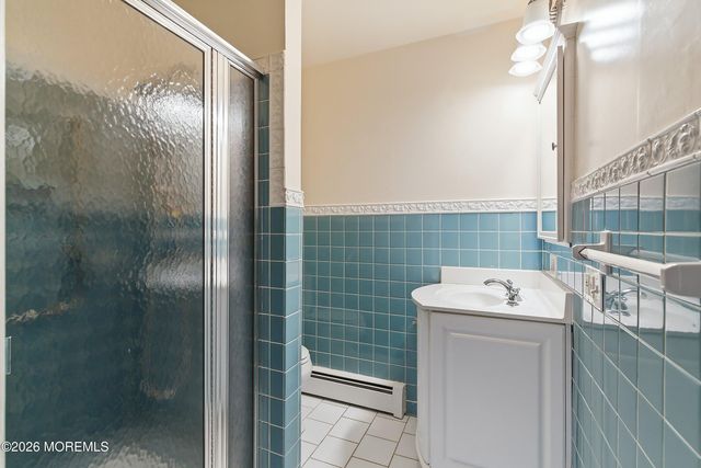 4 Ravenna Court, Toms River, NJ 08755