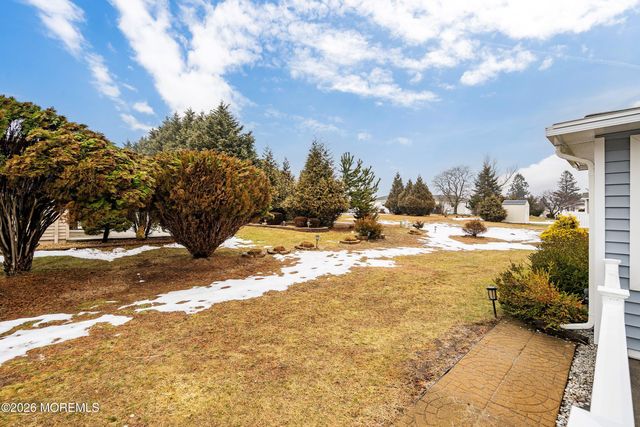 4 Ravenna Court, Toms River, NJ 08755